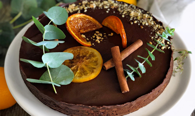 Čokoladna torta s pireom od naranče